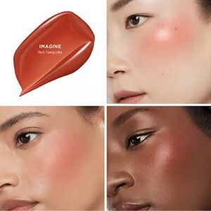 Hourglass imagine Unreal Liquid Blush